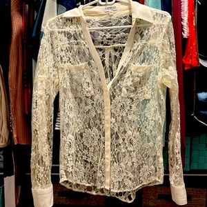 Gorgeous cream colored lace blouse. Express. XS.